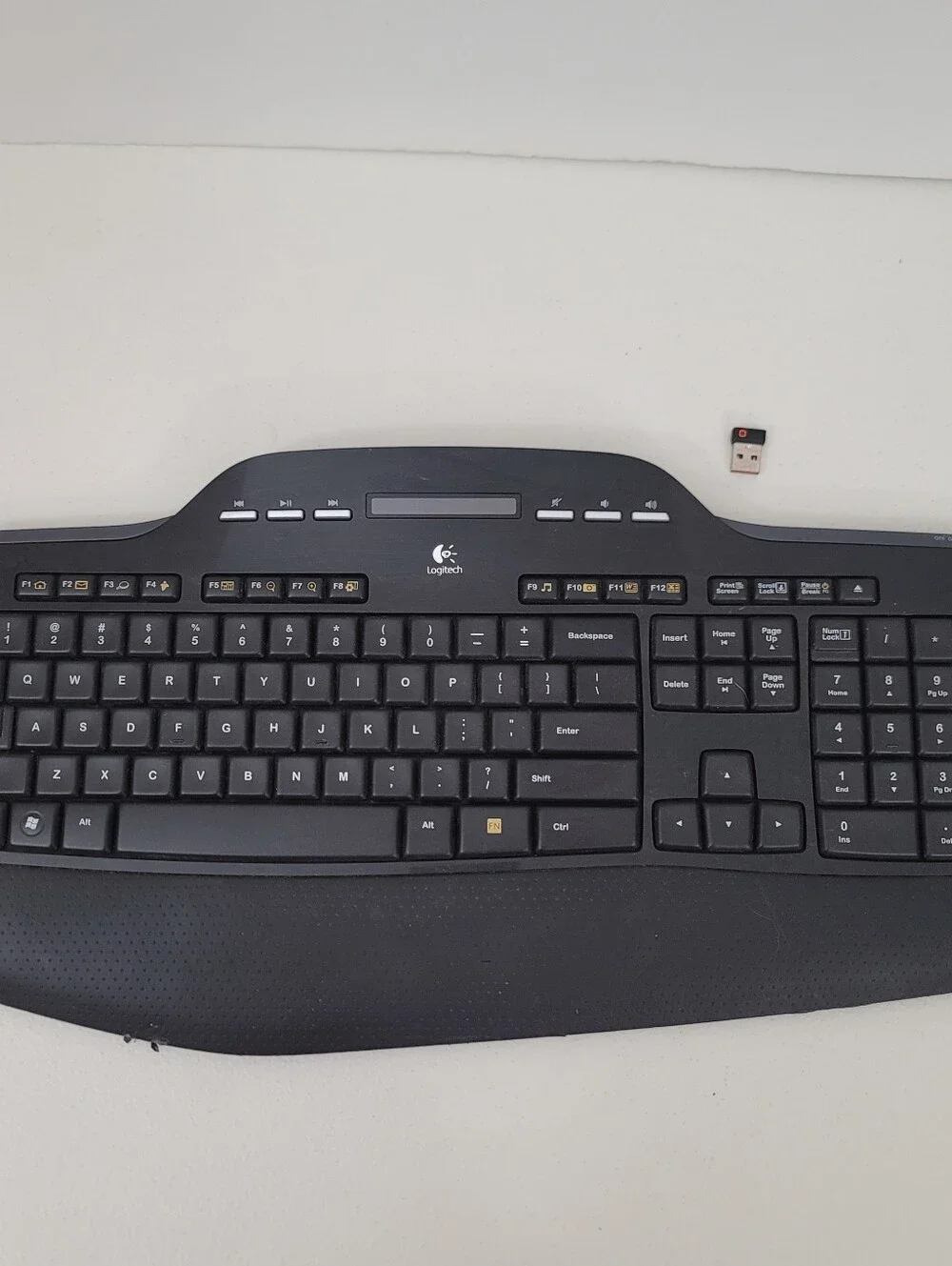 Logitech MK700 Wireless Bluetooth Multimedia Keyboard Y-R0006 With USB Dongle